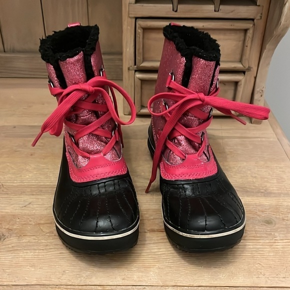 Sorel Tivoli Snowboots Pink Glitter Size 4 Faux Fur Lace Up - Picture 2 of 9